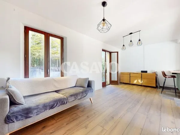 Maison 6 pièces 100 m²