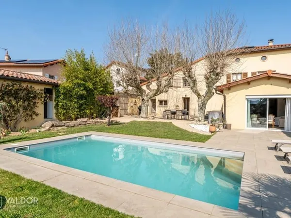 Maison de charme - 220m2 avec piscine et studio