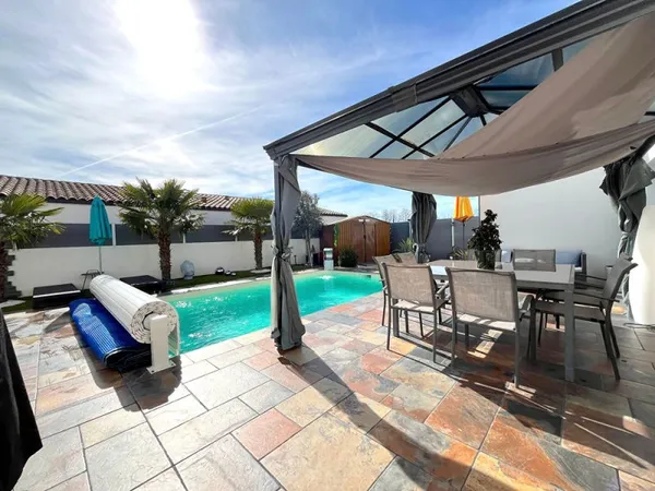 Maison atypique de 130 m2 sur Longeves