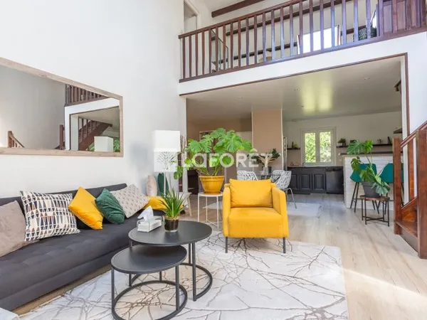 Maison 6 pièces 141 m²