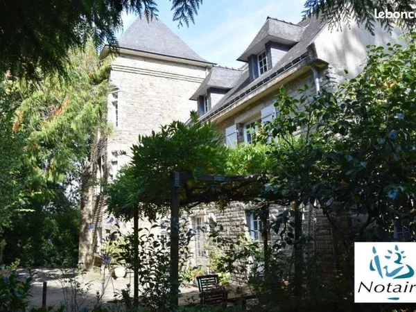 Maison 9 pièces 295 m²