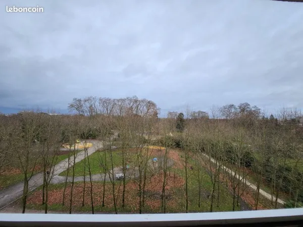 Appartement T5 face au Parc Bordelais