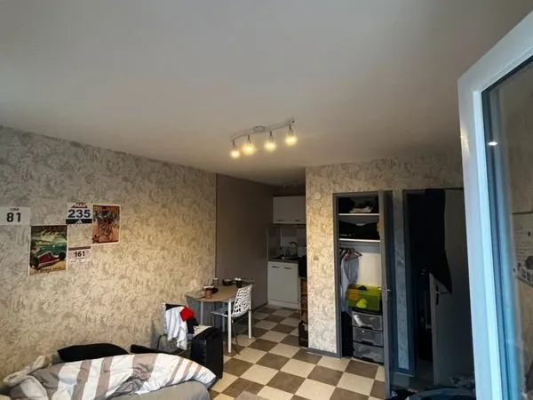 Studio meublée a louer