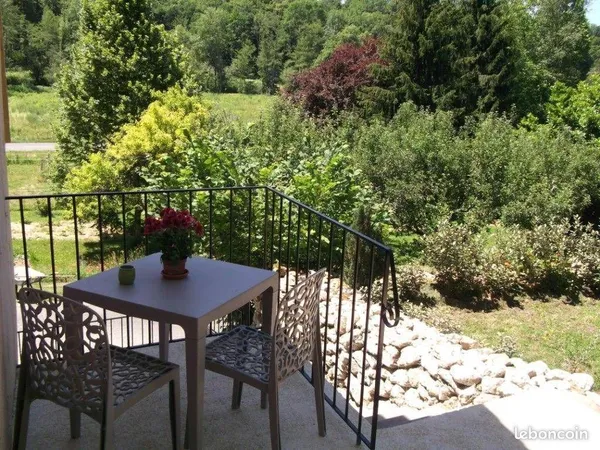 Charmante maison au calme 3 pieces jardin privatif