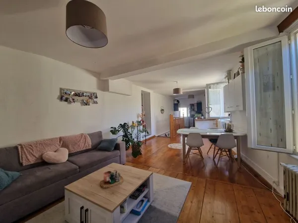 Appartement 90m², 2 chambres centre St Pourçain