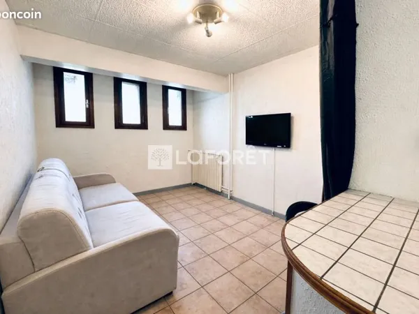 Studio 1 pièce 16 m²