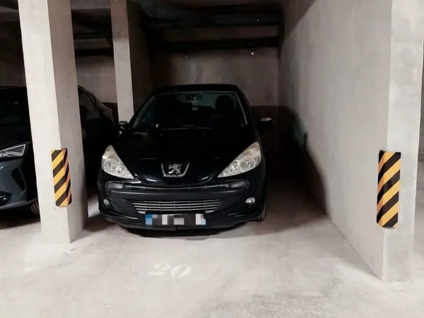 Place Parking à louer