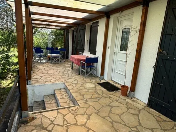 Jolie maison avec jardin