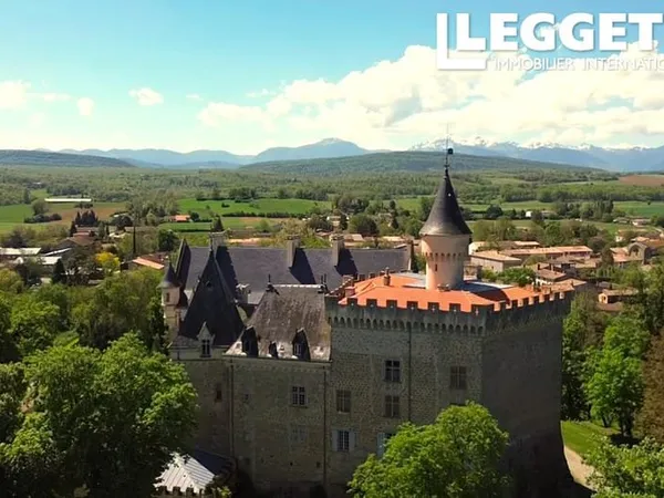 Appartement de charme de 116m² au Château de Léran - Élégance, nature & patrimoine près de Mirepoix 