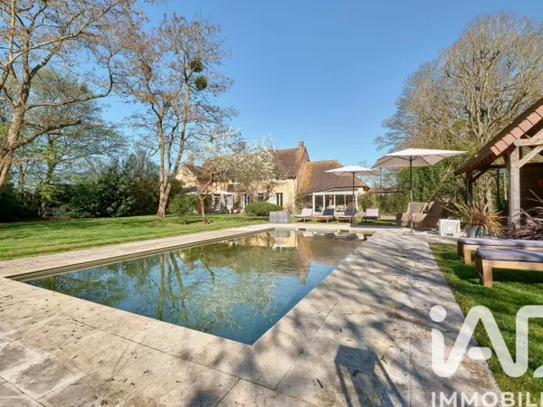 Maison 7 pièces 220 m²