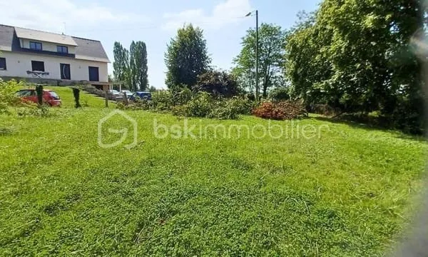 Terrain constructible 1890 m²