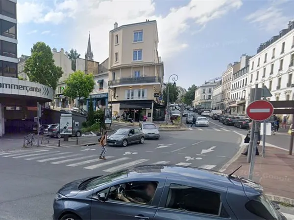 Boutique 120 m² ST CLOUD