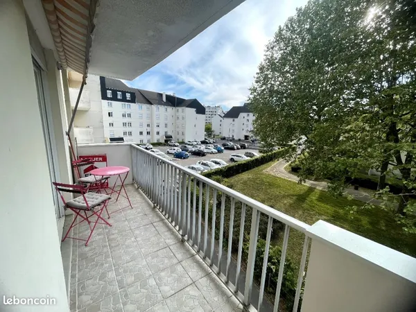 Studio 1 pièce 27 m²