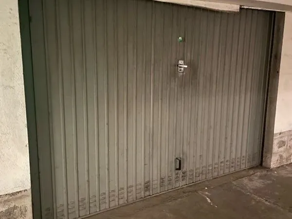 Garage - box de stationnement et/ ou stockage