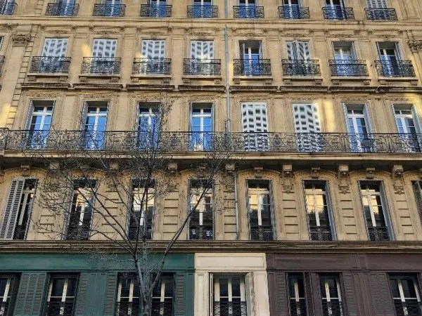 Bureau 2 pièces 280 m²