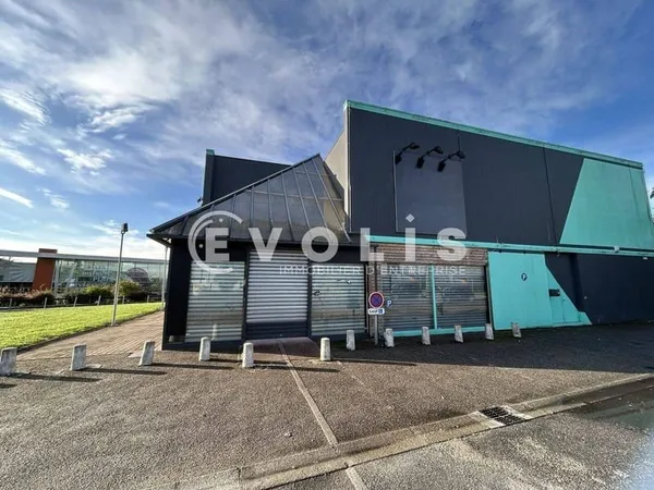 Local commercial 450 m²