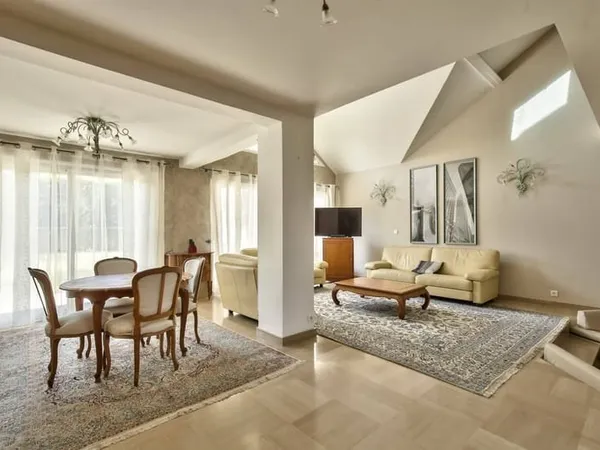 Maison 5 pièces 134 m²