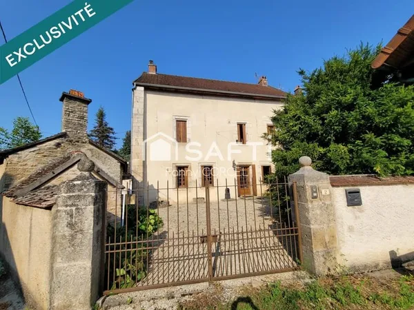 Maison 9 pièces - 221m²