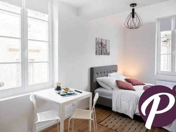 Studio 1 pièce 19 m²