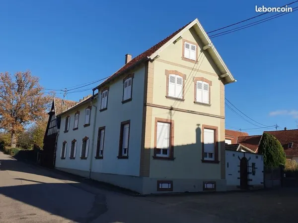 Maison 11 pièces 323 m²