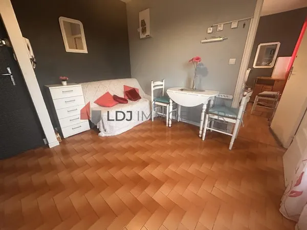 À VENDRE : APPARTEMENT T2 AVEC VUE PANORAMIQUE