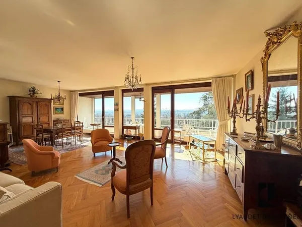 Appartement 5 pièces 123 m²