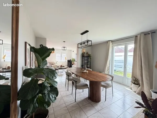 Maison 5 pièces 82 m²