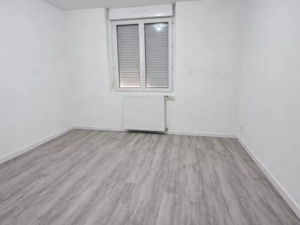 LOCATION MAISON RÉNOVÉE 106 m2 DISPONIBLE AU 01/05/2026