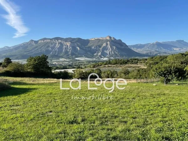 Terrain 1584 m²