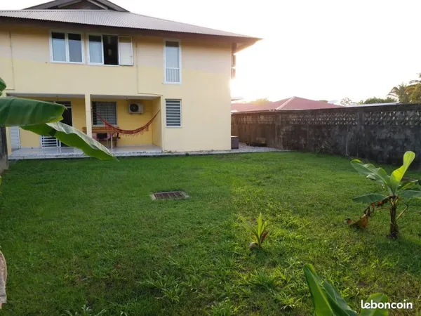 Vente appartement paisible avec immense jardin prive de 236m²