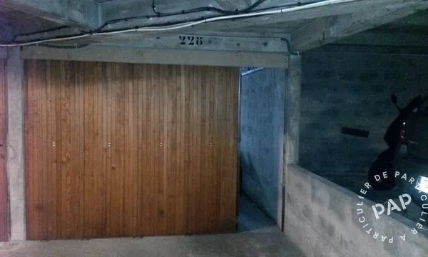 Garage/Parking