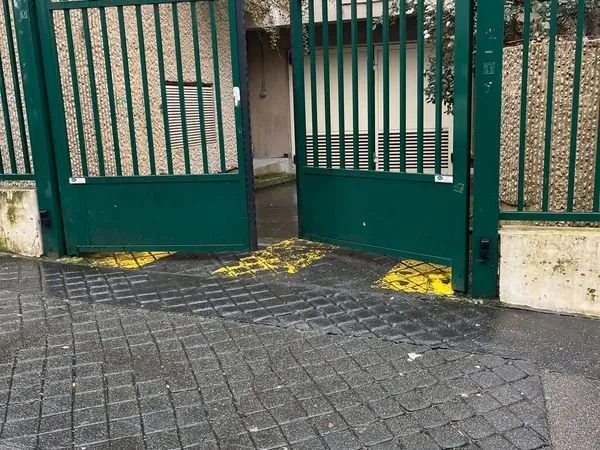 Stationnement Location Paris   90€