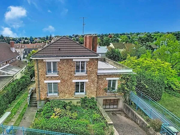 Maison 8 pièces 189 m²