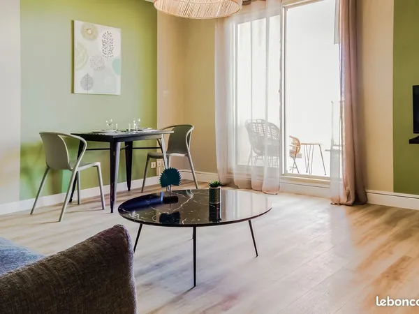 Chambres meublées en colocation