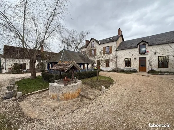 Maison 10 pièces 350 m²