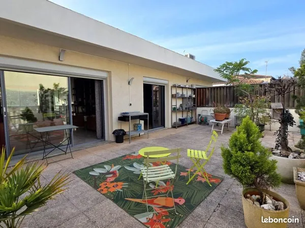 Appartement 8 pièces 137 m²