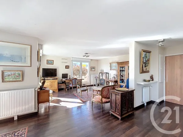 Appartement 5 pièces 107 m²