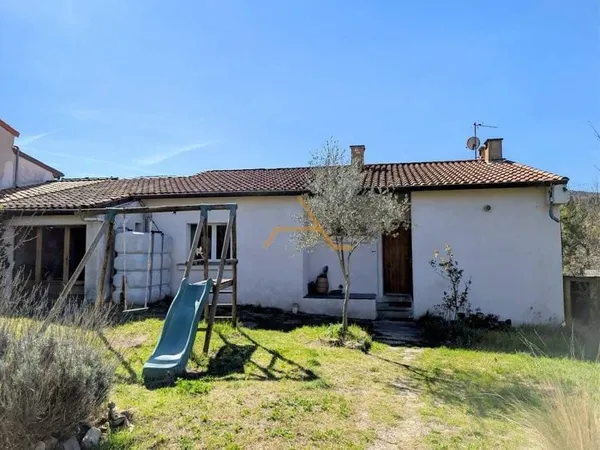 Villa 5 pièces 100 m²