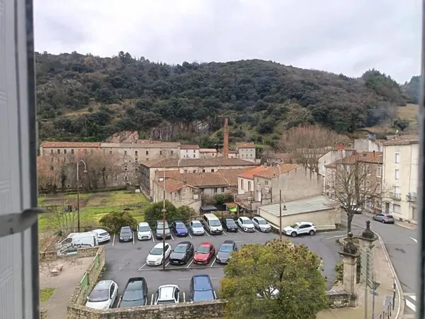 Bien immobilier de rendement Vente Saint-Pons-de-Thomières  175m² 165000€