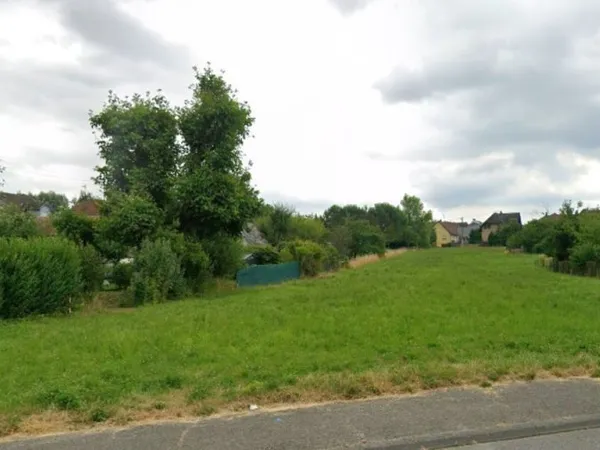 Terrain à bâtir de 36 ares / Possibilité 3 parcelles de 12 ares sur DANNEMARIE / Proche commodités