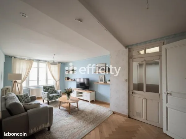 Maison 9 pièces 153 m²