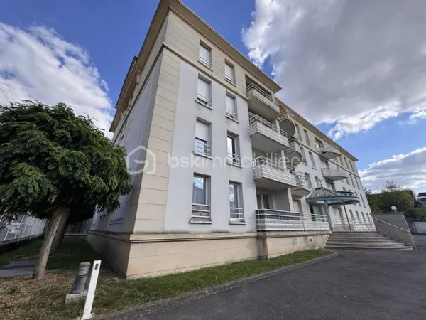3 pièces de 57 m² avec grand box à Livry-Gargan (limite Le Raincy / Les Pavillons-sous-Bois) - Quart