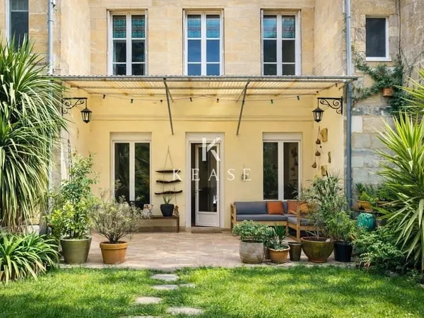 Maison de ville 8 pièces 195 m²