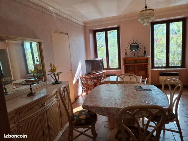 Apt F3 Belfort 1er étage