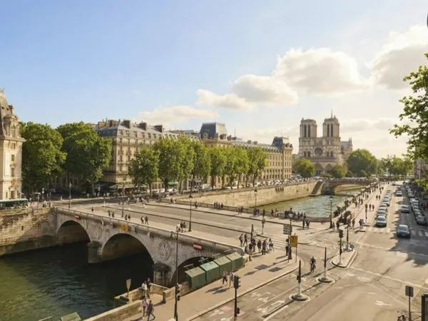 Place Saint-Michel
