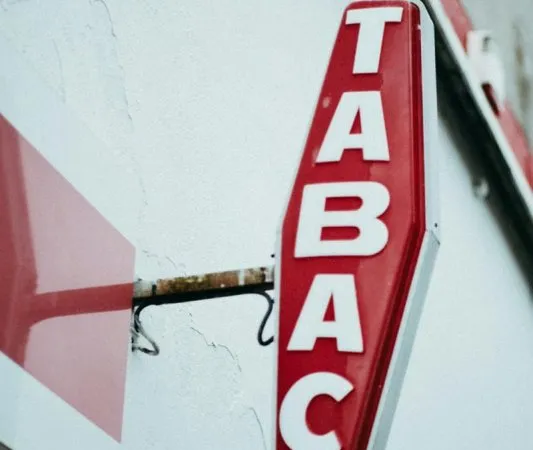 RENNES TABAC PRESSE LOTO AXE PASSANT