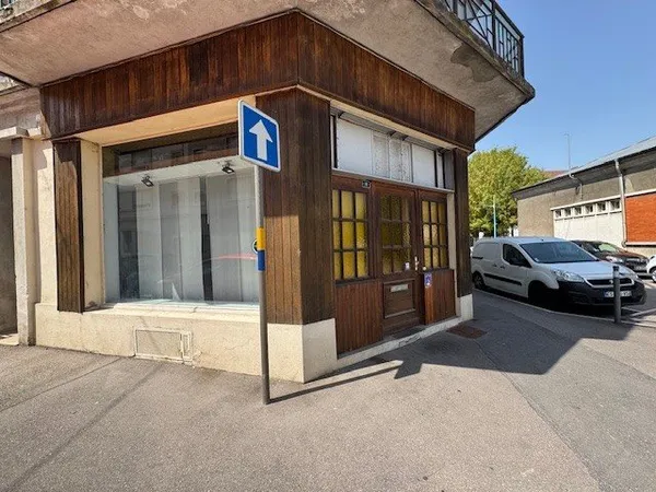 Charmes : de 92m2 en location 530 € par mois