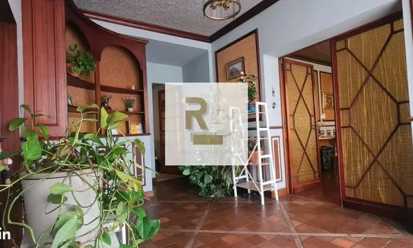 Maison de ville 10 pièces 235 m²