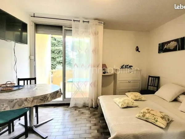 Studio 1 pièce 18 m²