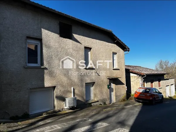 2 maisons individuelles avec un grand terrain